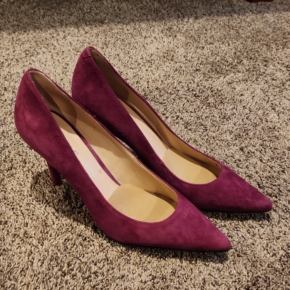 Guess Burgundy Suede Heels